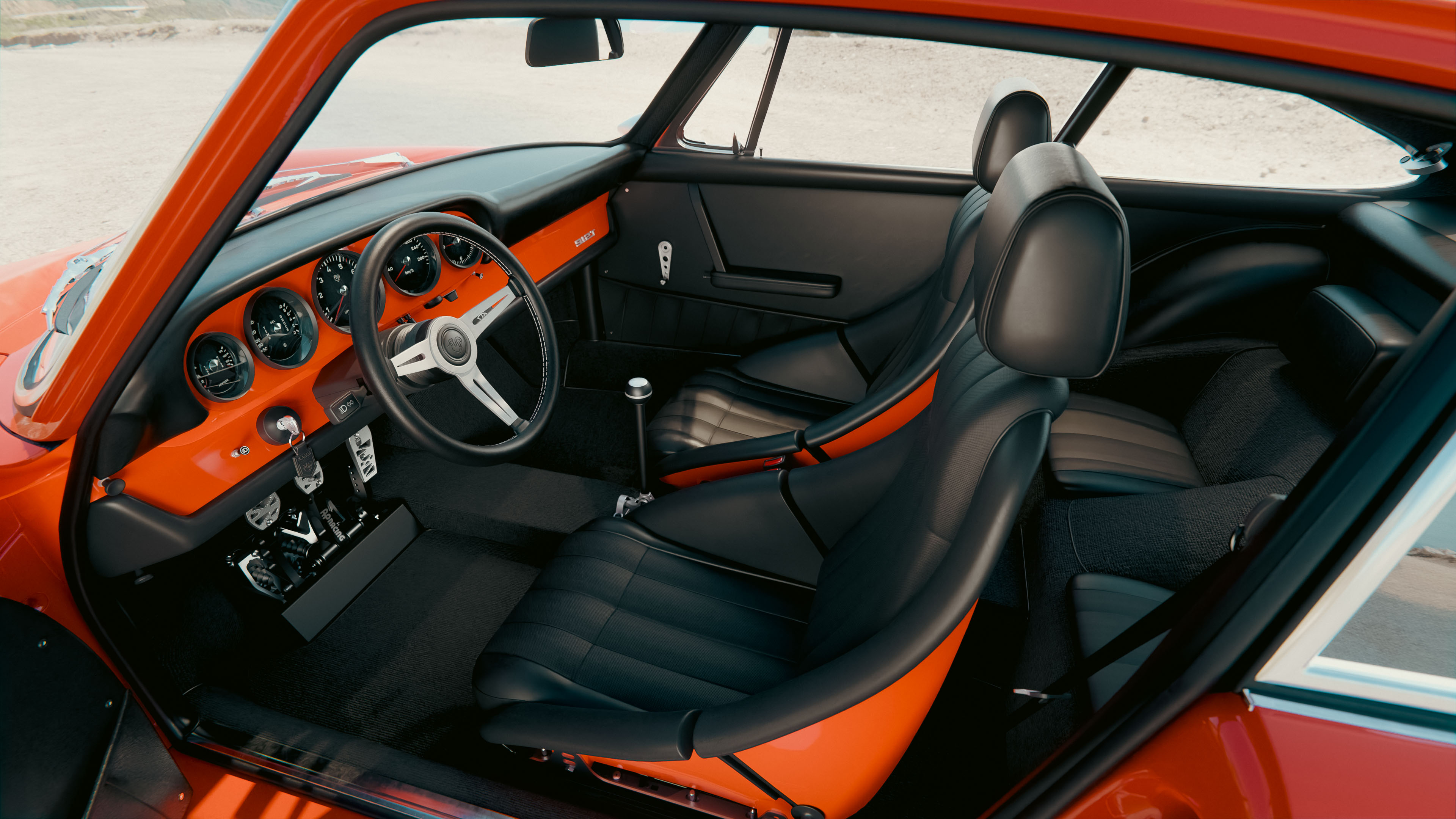 KAMM 912T INTERIOR